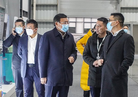 邵陽(yáng)市委副書(shū)記、市長(zhǎng)華學(xué)健到企視察